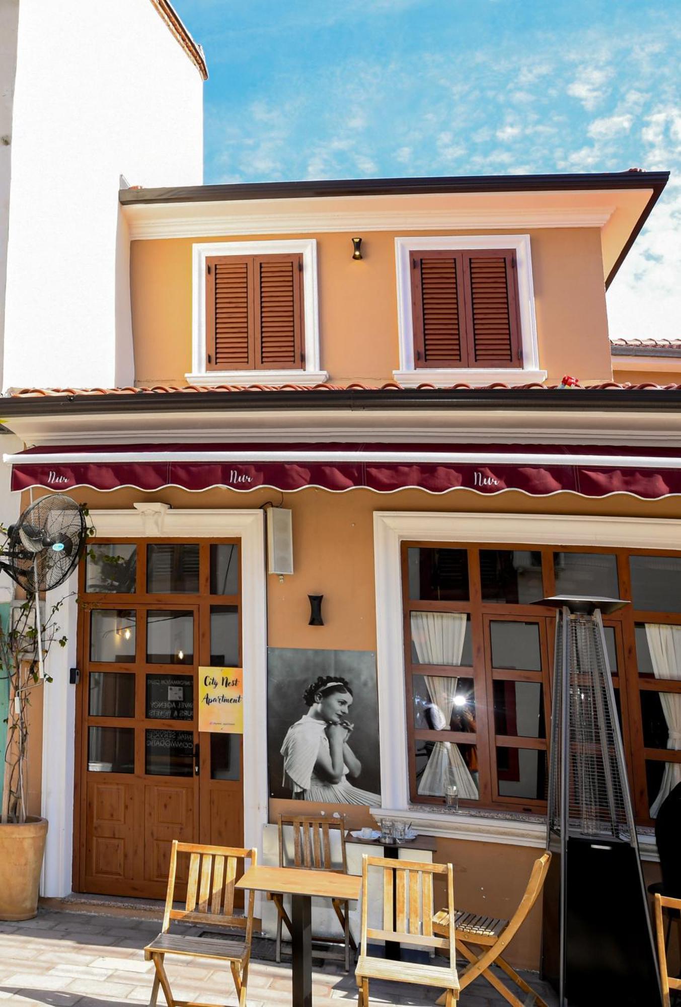 City Nest Shkodër エクステリア 写真